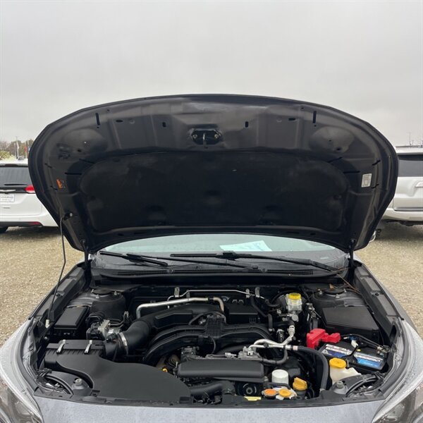 2022 Subaru Outback Premium   - Photo 12 - Sherman Oaks, CA 91423