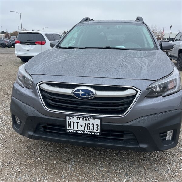 2022 Subaru Outback Premium   - Photo 2 - Sherman Oaks, CA 91423