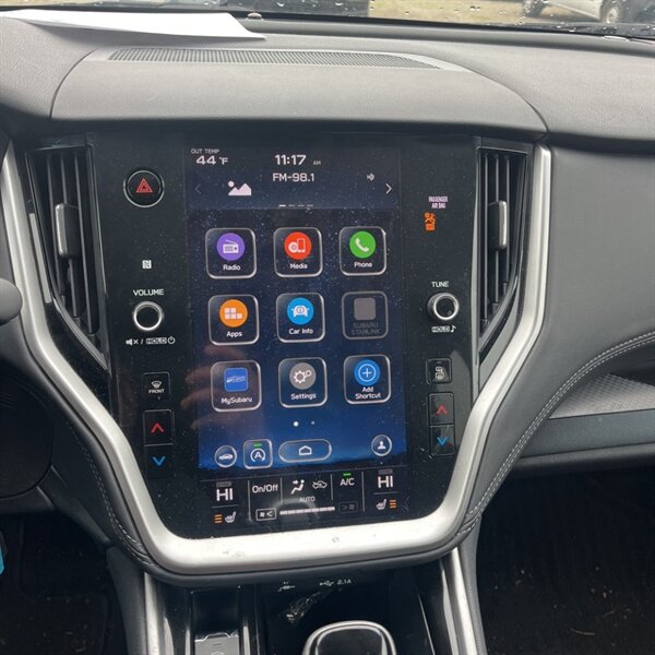 2022 Subaru Outback Premium   - Photo 20 - Sherman Oaks, CA 91423