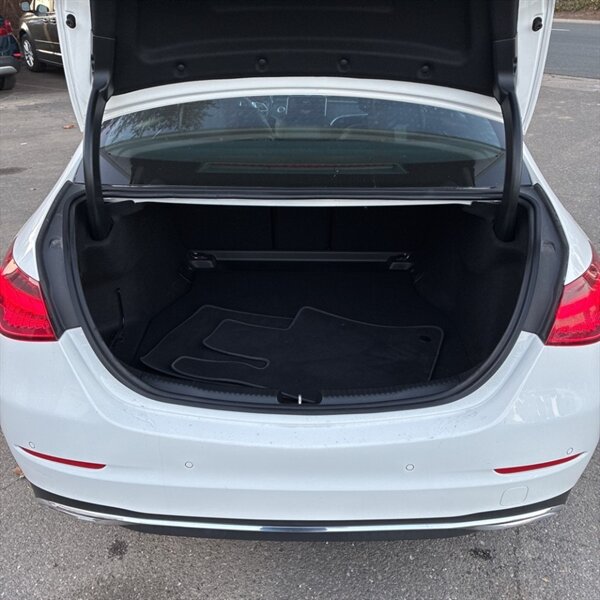 2024 Mercedes-Benz C 300   - Photo 14 - Sherman Oaks, CA 91423