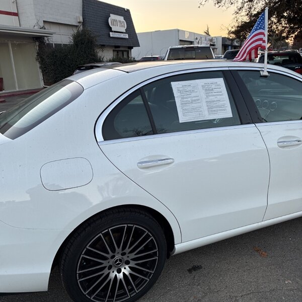 2024 Mercedes-Benz C 300   - Photo 9 - Sherman Oaks, CA 91423
