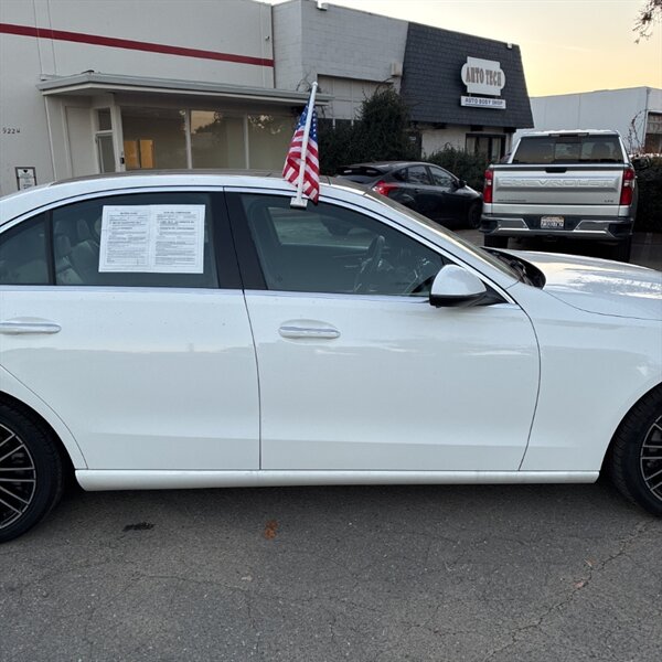 2024 Mercedes-Benz C 300   - Photo 10 - Sherman Oaks, CA 91423