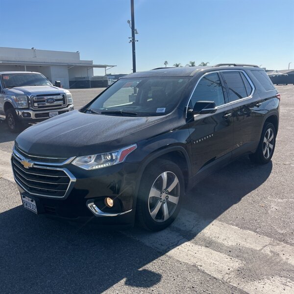 2020 Chevrolet Traverse LT Leather   - Photo 1 - Sherman Oaks, CA 91423