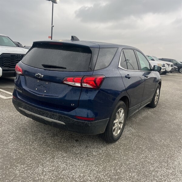 2022 Chevrolet Equinox LT   - Photo 7 - Sherman Oaks, CA 91423