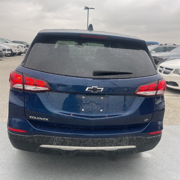 2022 Chevrolet Equinox LT   - Photo 6 - Sherman Oaks, CA 91423