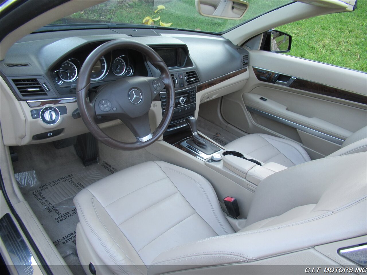 2011 Mercedes-Benz E 350   - Photo 15 - Sherman Oaks, CA 91423