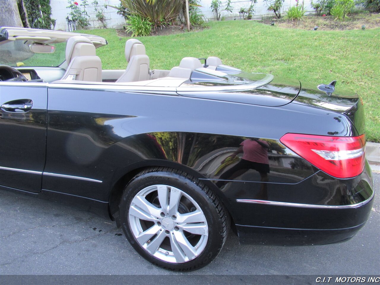 2011 Mercedes-Benz E 350   - Photo 37 - Sherman Oaks, CA 91423