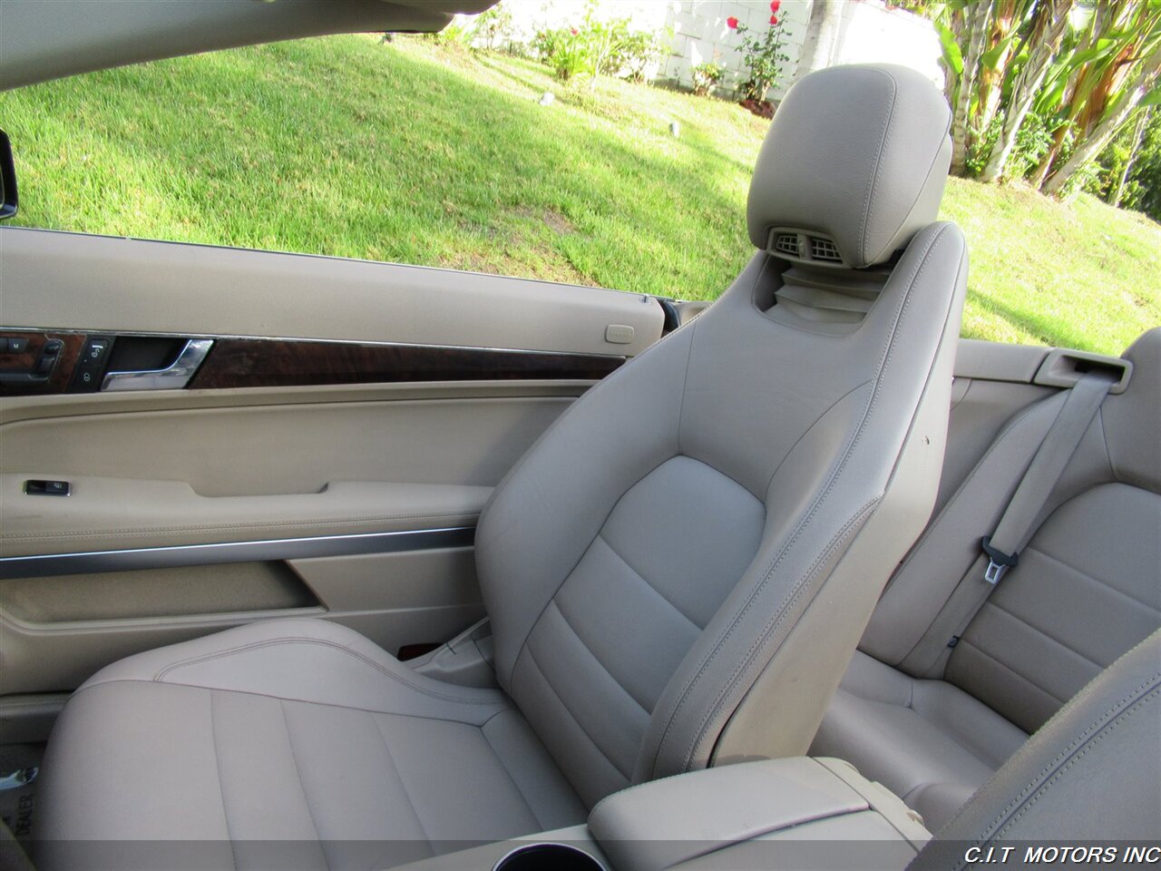 2011 Mercedes-Benz E 350   - Photo 67 - Sherman Oaks, CA 91423