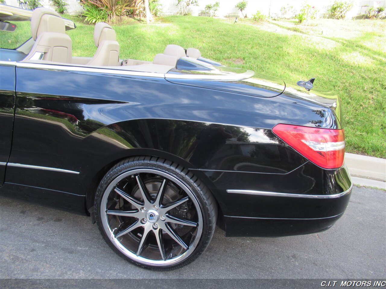 2011 Mercedes-Benz E 350   - Photo 86 - Sherman Oaks, CA 91423