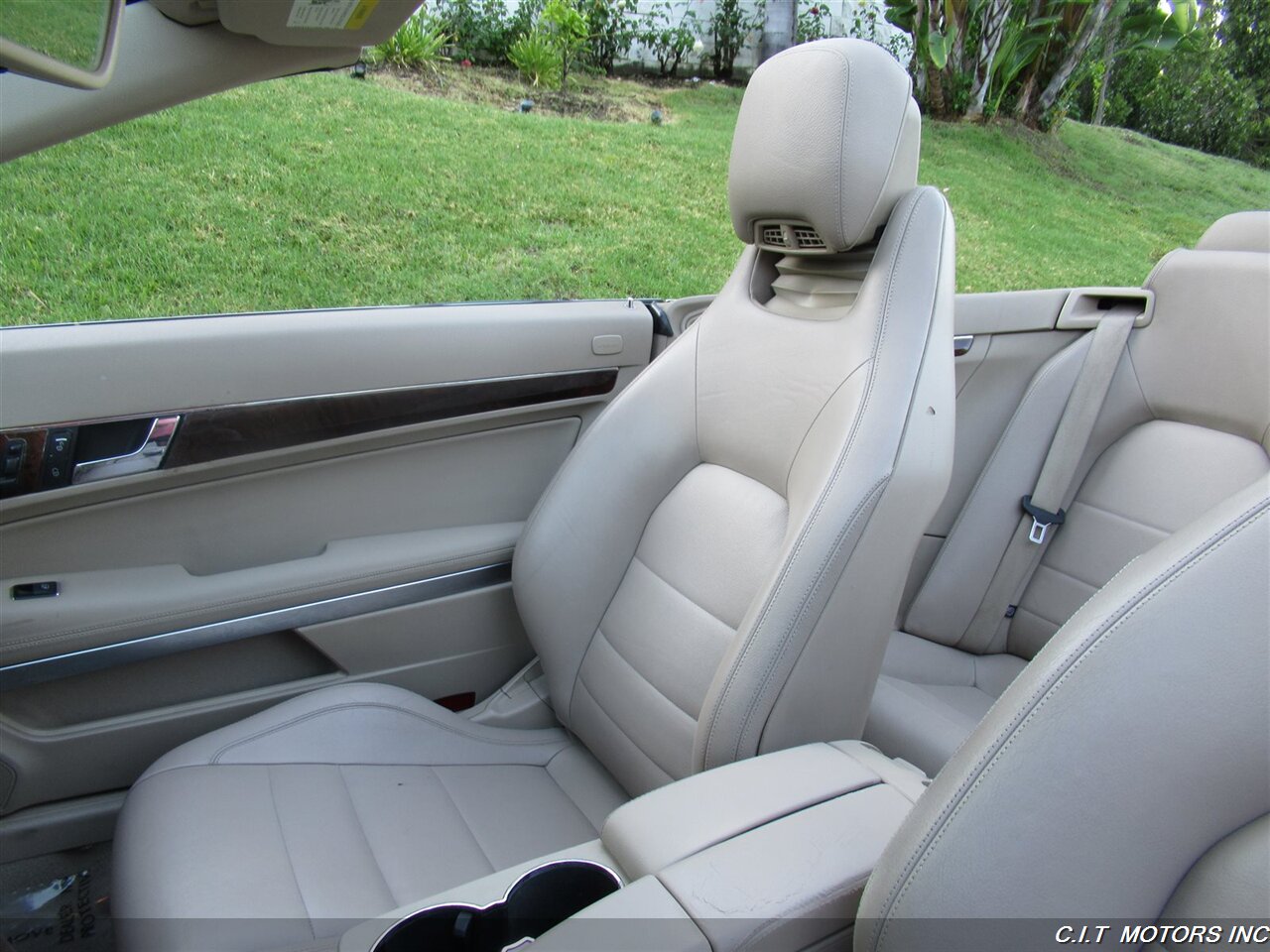 2011 Mercedes-Benz E 350   - Photo 16 - Sherman Oaks, CA 91423