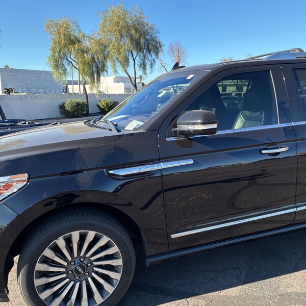 2019 Lincoln Navigator Reserve   - Photo 6 - Sherman Oaks, CA 91423
