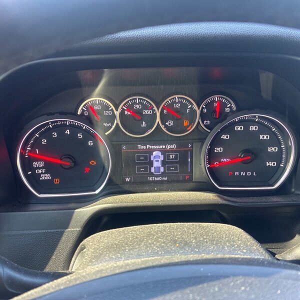 2019 Chevrolet Silverado 1500 LT   - Photo 21 - Sherman Oaks, CA 91423