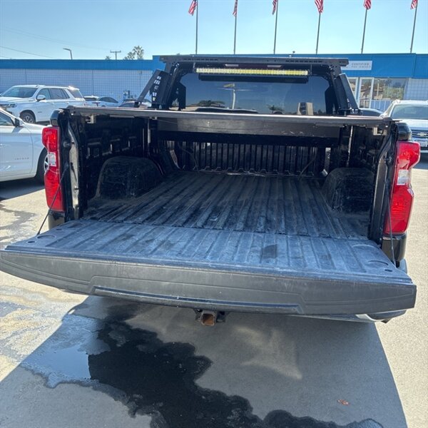 2019 Chevrolet Silverado 1500 LT   - Photo 12 - Sherman Oaks, CA 91423