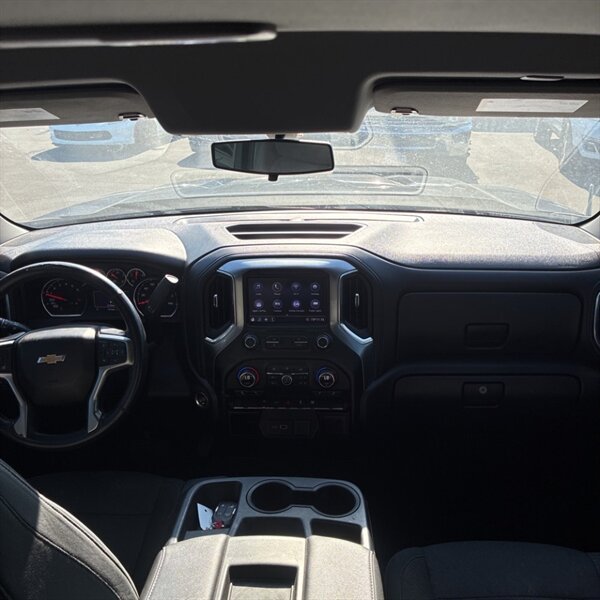 2019 Chevrolet Silverado 1500 LT   - Photo 19 - Sherman Oaks, CA 91423