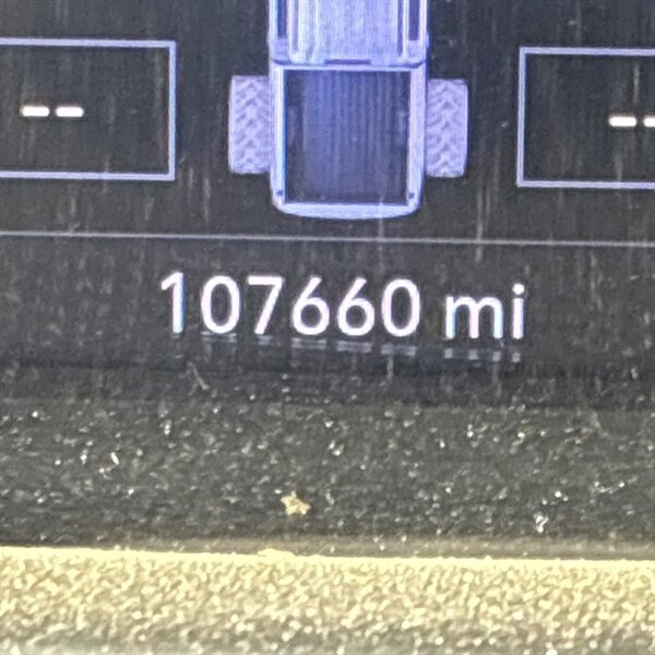 2019 Chevrolet Silverado 1500 LT   - Photo 20 - Sherman Oaks, CA 91423