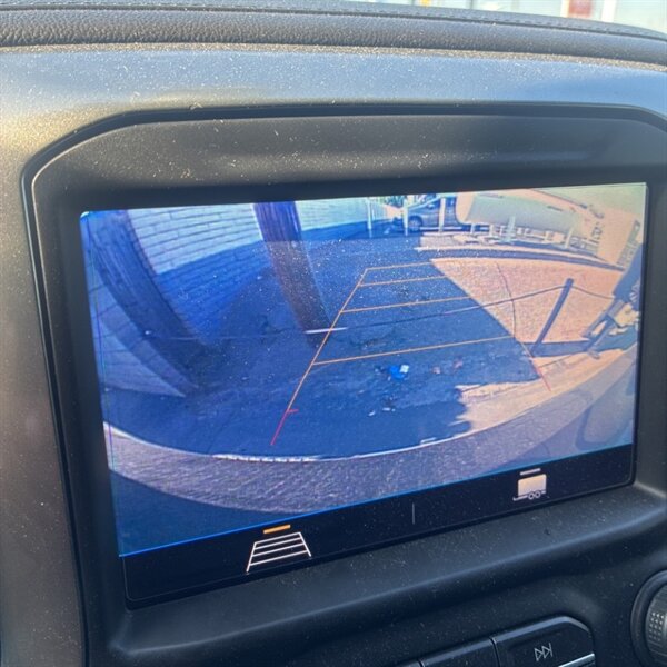 2019 Chevrolet Silverado 1500 LT   - Photo 22 - Sherman Oaks, CA 91423