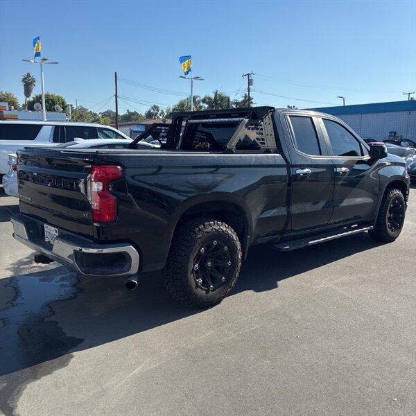 2019 Chevrolet Silverado 1500 LT   - Photo 4 - Sherman Oaks, CA 91423