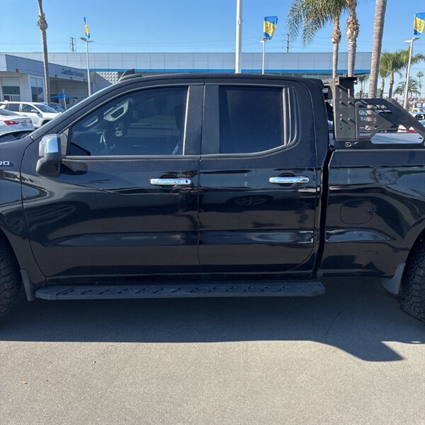 2019 Chevrolet Silverado 1500 LT   - Photo 11 - Sherman Oaks, CA 91423