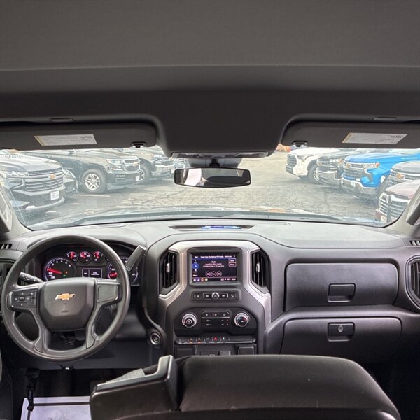 2022 Chevrolet Silverado 1500 Custom   - Photo 19 - Sherman Oaks, CA 91423