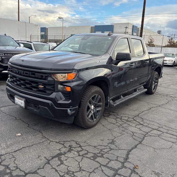 2022 Chevrolet Silverado 1500 Custom   - Photo 3 - Sherman Oaks, CA 91423