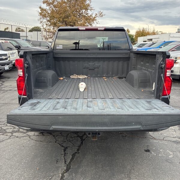 2022 Chevrolet Silverado 1500 Custom   - Photo 8 - Sherman Oaks, CA 91423