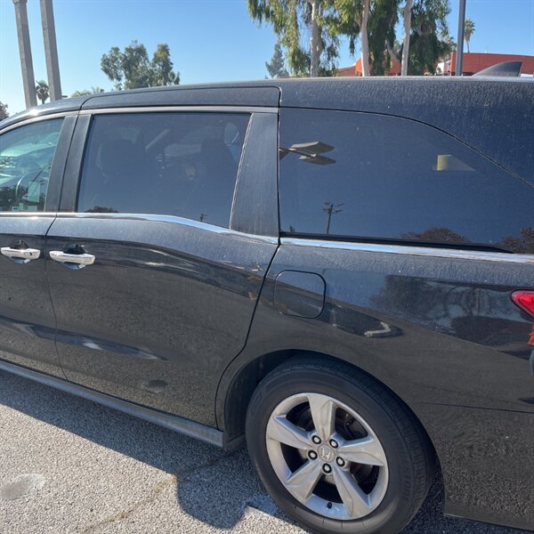 2018 Honda Odyssey EX-L   - Photo 5 - Sherman Oaks, CA 91423