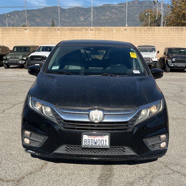 2018 Honda Odyssey EX-L   - Photo 2 - Sherman Oaks, CA 91423