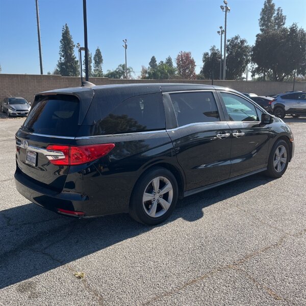 2018 Honda Odyssey EX-L   - Photo 4 - Sherman Oaks, CA 91423