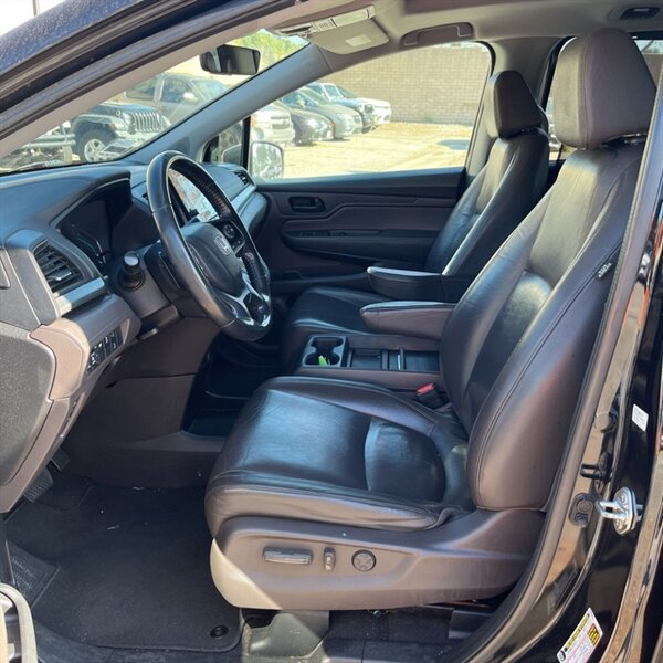 2018 Honda Odyssey EX-L   - Photo 15 - Sherman Oaks, CA 91423