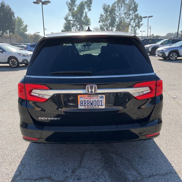 2018 Honda Odyssey EX-L   - Photo 7 - Sherman Oaks, CA 91423