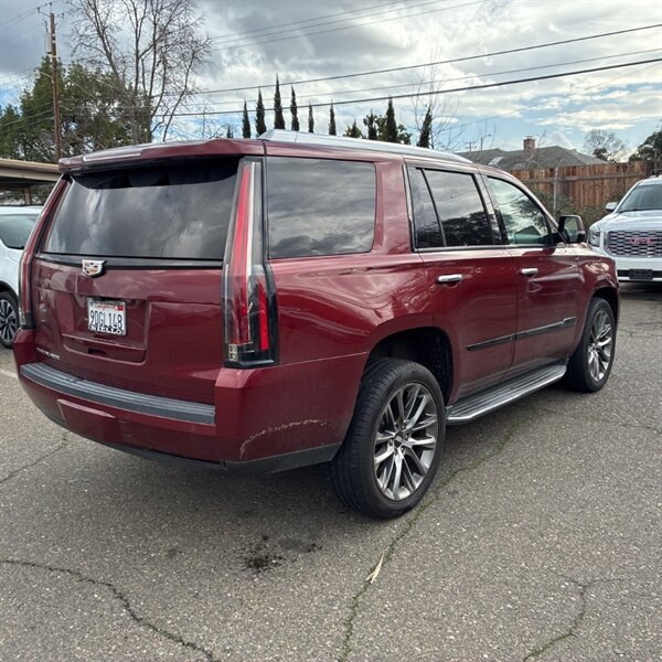 2020 Cadillac Escalade Luxury   - Photo 6 - Sherman Oaks, CA 91423