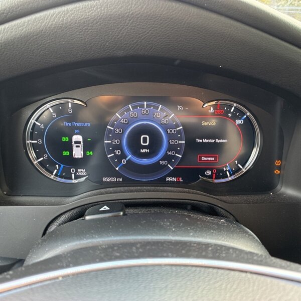 2020 Cadillac Escalade Luxury   - Photo 21 - Sherman Oaks, CA 91423