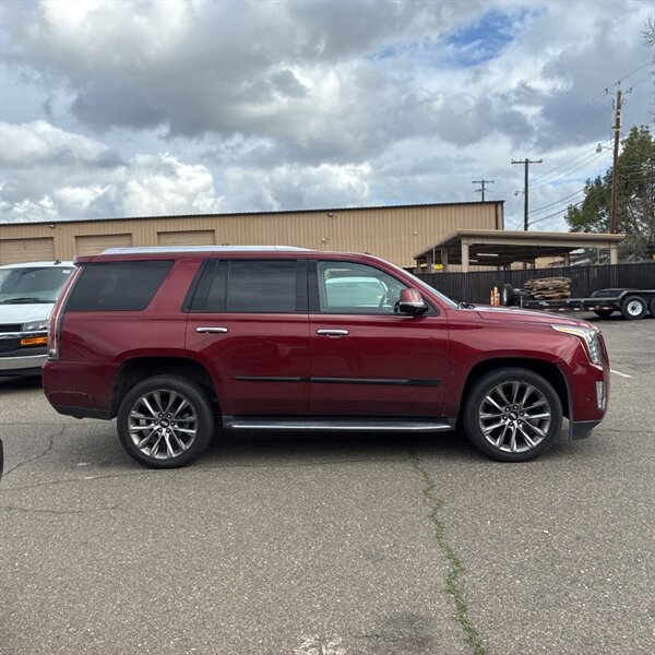 2020 Cadillac Escalade Luxury   - Photo 5 - Sherman Oaks, CA 91423