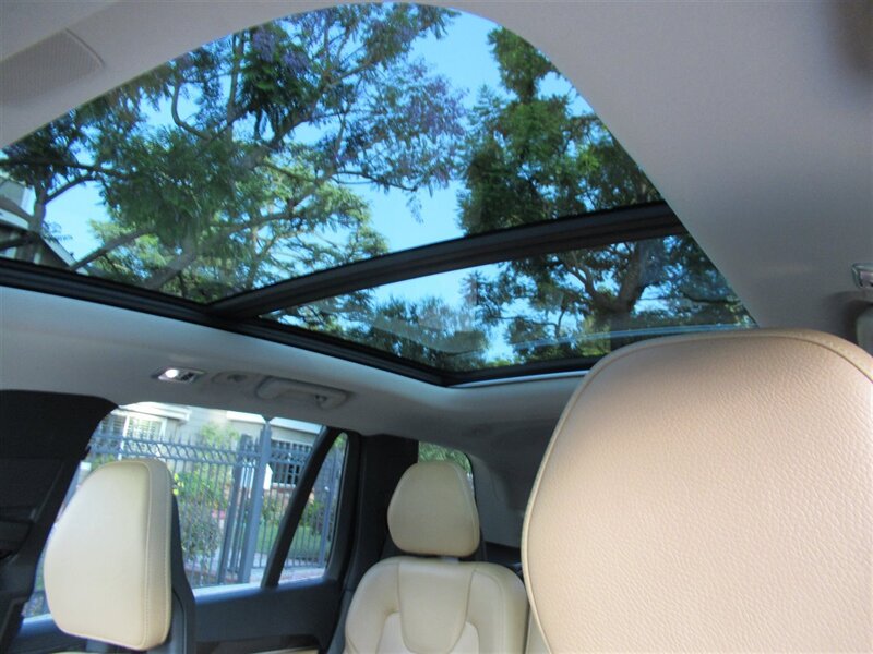 2016 Volvo XC90 T6 Momentum   - Photo 23 - Sherman Oaks, CA 91423