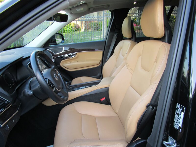 2016 Volvo XC90 T6 Momentum   - Photo 20 - Sherman Oaks, CA 91423