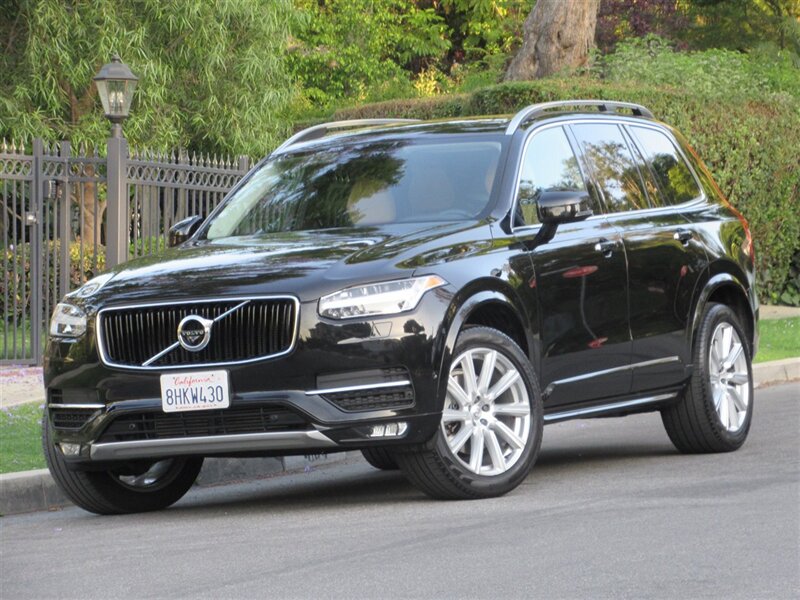 2016 Volvo XC90 T6 Momentum   - Photo 1 - Sherman Oaks, CA 91423