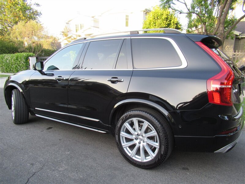 2016 Volvo XC90 T6 Momentum   - Photo 10 - Sherman Oaks, CA 91423
