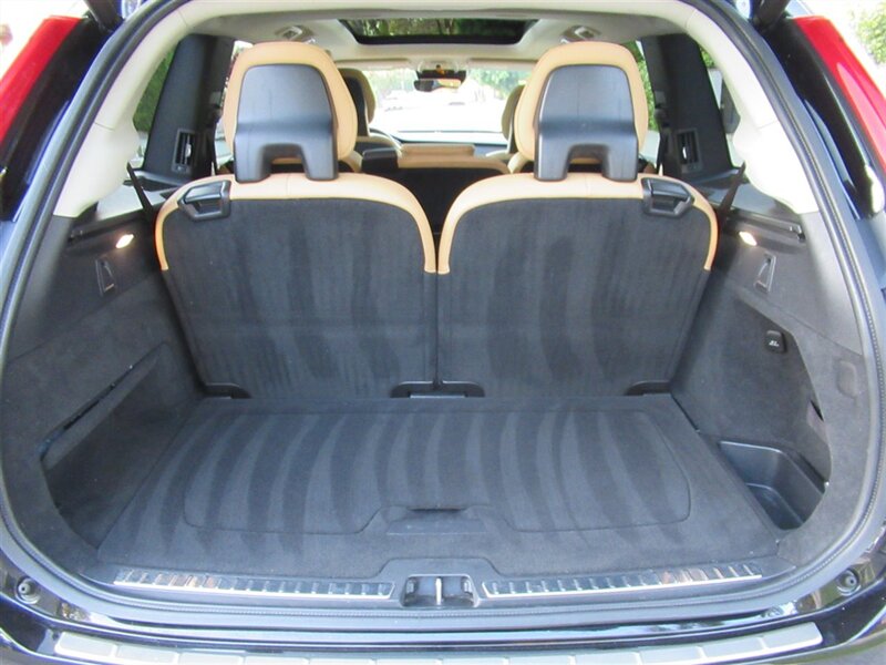 2016 Volvo XC90 T6 Momentum   - Photo 41 - Sherman Oaks, CA 91423