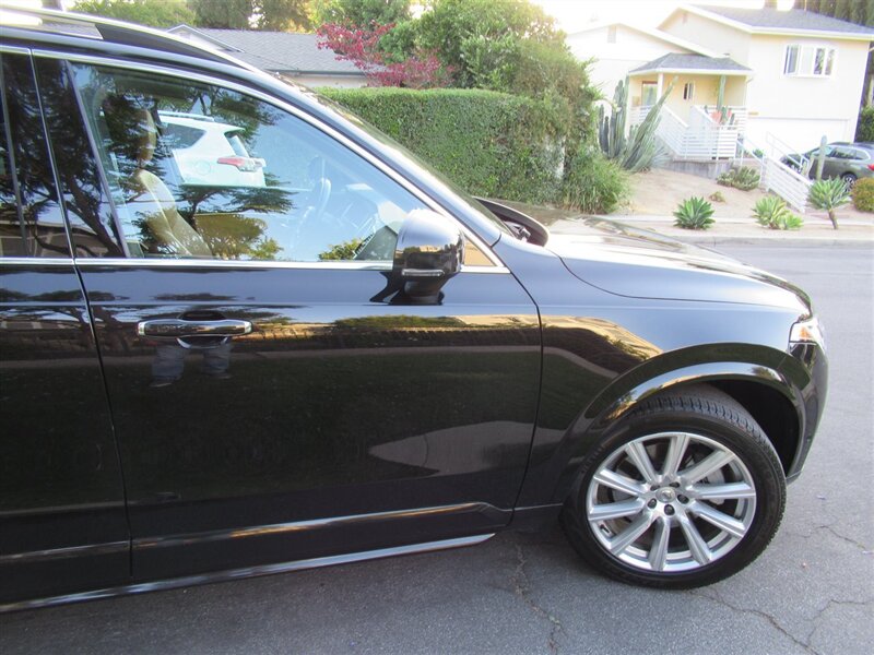 2016 Volvo XC90 T6 Momentum   - Photo 48 - Sherman Oaks, CA 91423