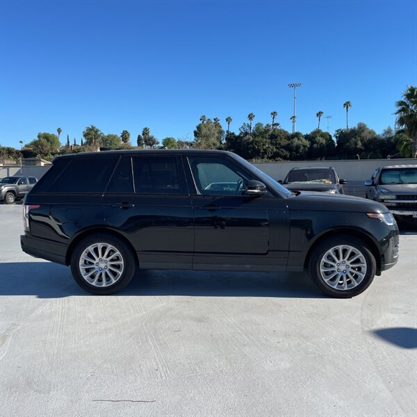 2019 Land Rover Range Rover HSE   - Photo 11 - Sherman Oaks, CA 91423