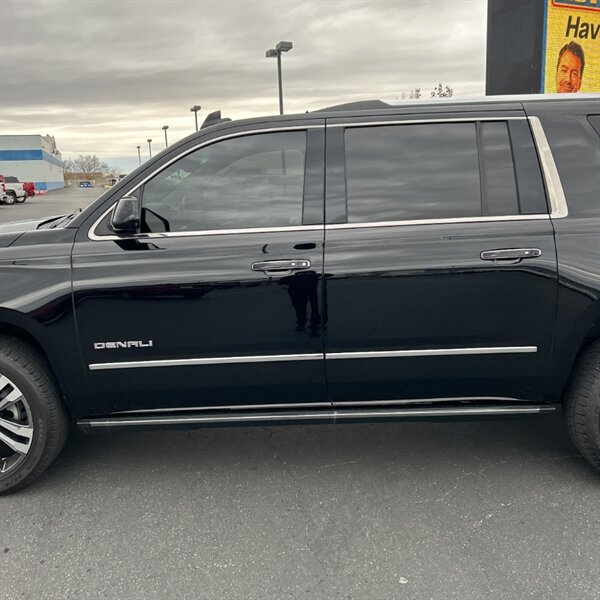 2018 GMC Yukon XL Denali   - Photo 7 - Sherman Oaks, CA 91423