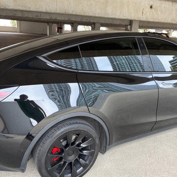 2021 Tesla Model Y Long Range   - Photo 5 - Sherman Oaks, CA 91423