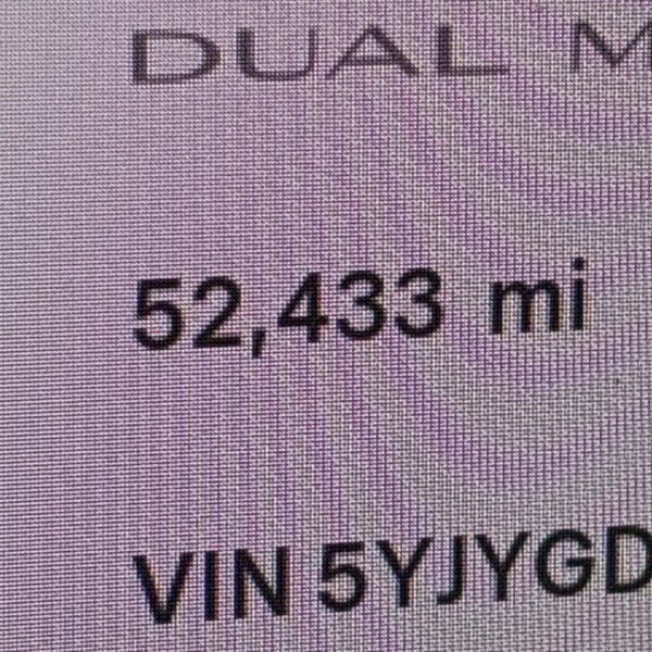 2021 Tesla Model Y Long Range   - Photo 18 - Sherman Oaks, CA 91423