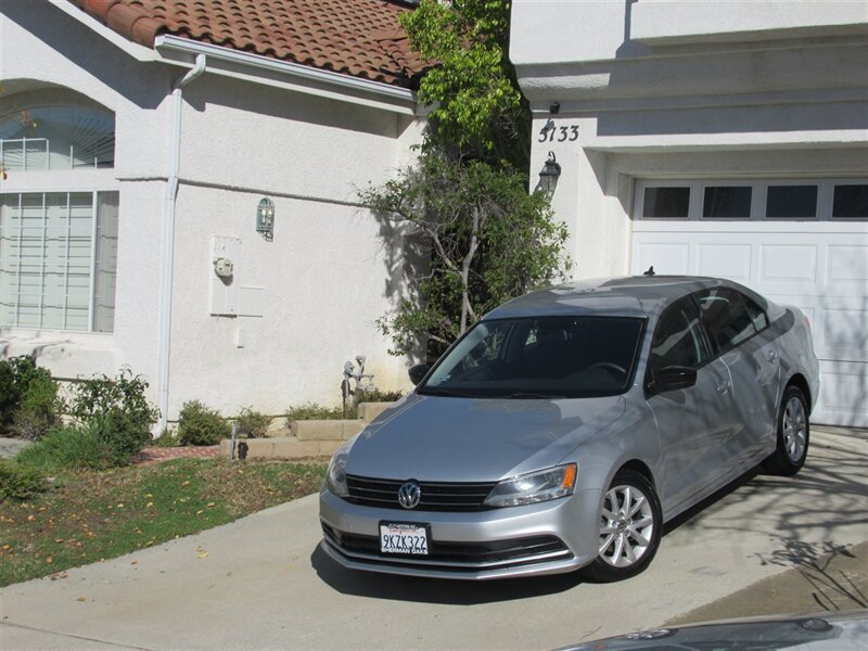 2015 Volkswagen Jetta SE   - Photo 2 - Sherman Oaks, CA 91423