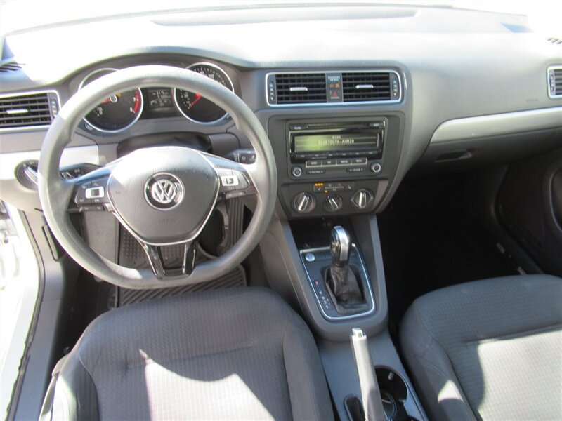 2015 Volkswagen Jetta SE   - Photo 26 - Sherman Oaks, CA 91423