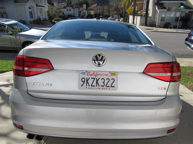 2015 Volkswagen Jetta SE   - Photo 8 - Sherman Oaks, CA 91423