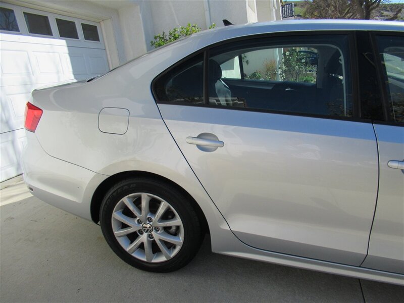 2015 Volkswagen Jetta SE   - Photo 32 - Sherman Oaks, CA 91423