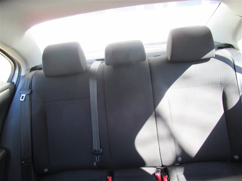 2015 Volkswagen Jetta SE   - Photo 18 - Sherman Oaks, CA 91423