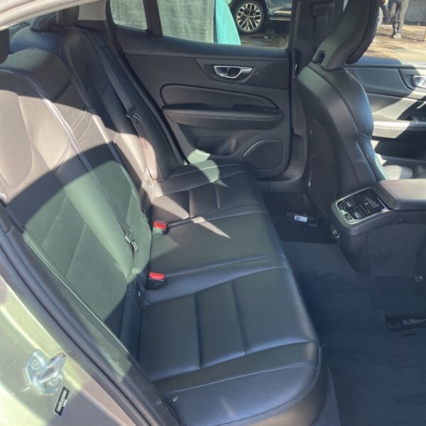 2019 Volvo S60 T6 Inscription   - Photo 17 - Sherman Oaks, CA 91423