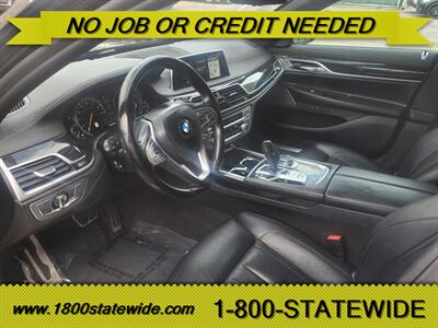 2019 BMW 740i   - Photo 5 - Sun Valley, CA 91352